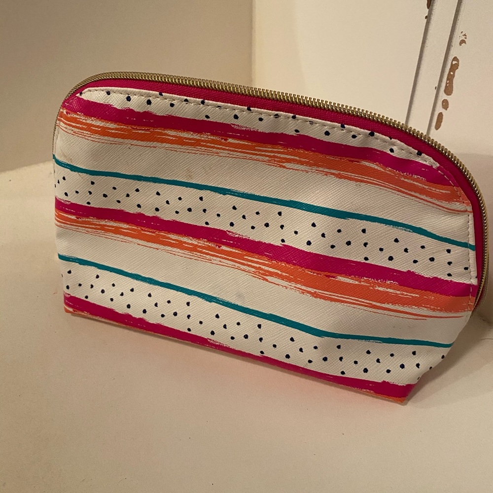 Bath Set! - Picture 2 of 3